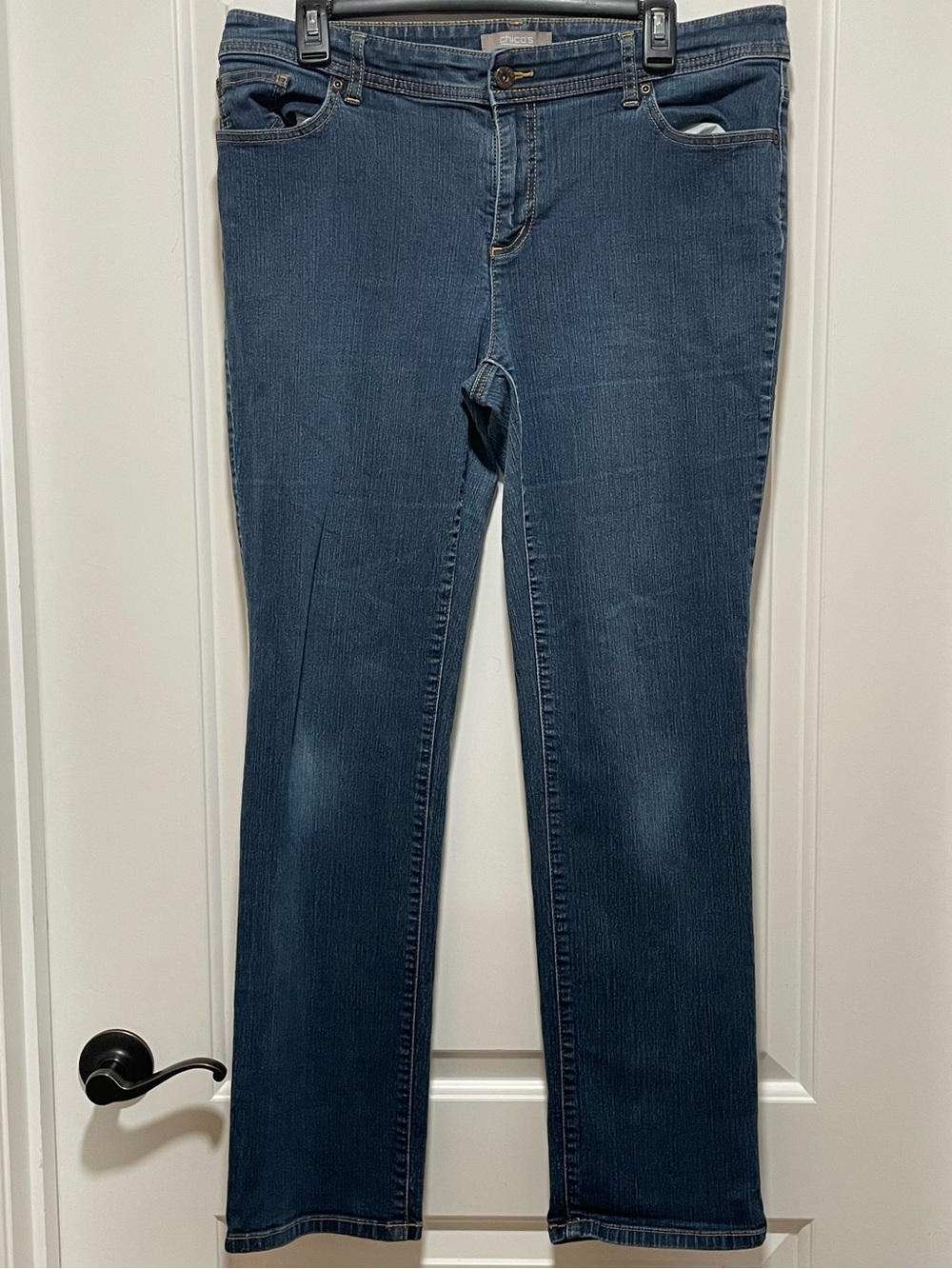 Chico's Chic Womens Sz 12 Chicos 0 Medium Wash Straight Leg Blue Denim Jeans